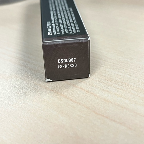 Brow pomade from NYX brand new - Picture 2 of 3